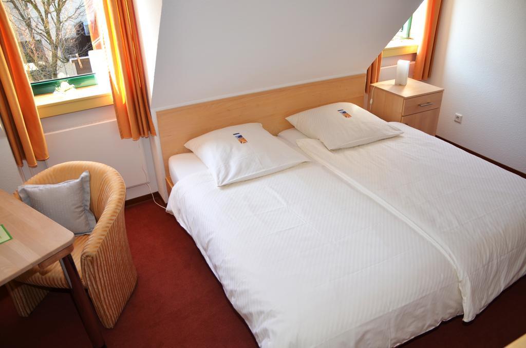 Hotel Velcrea Willebadessen Pokoj fotografie